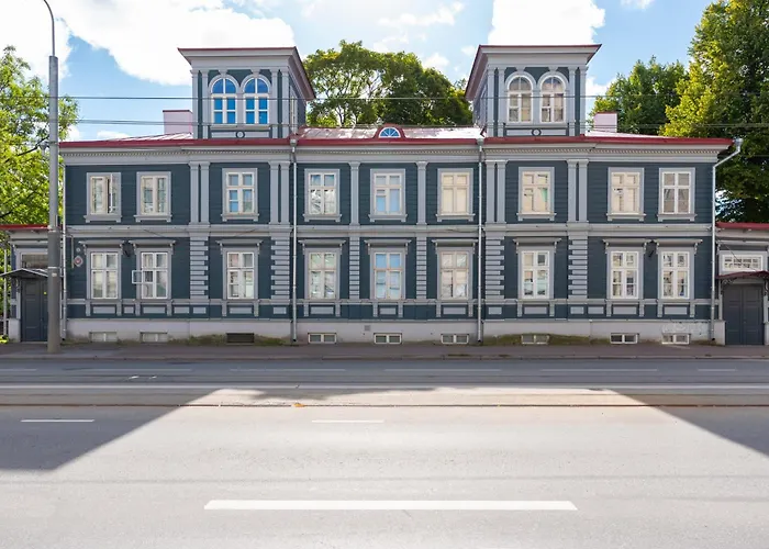 Hilltop - Centre Apartament